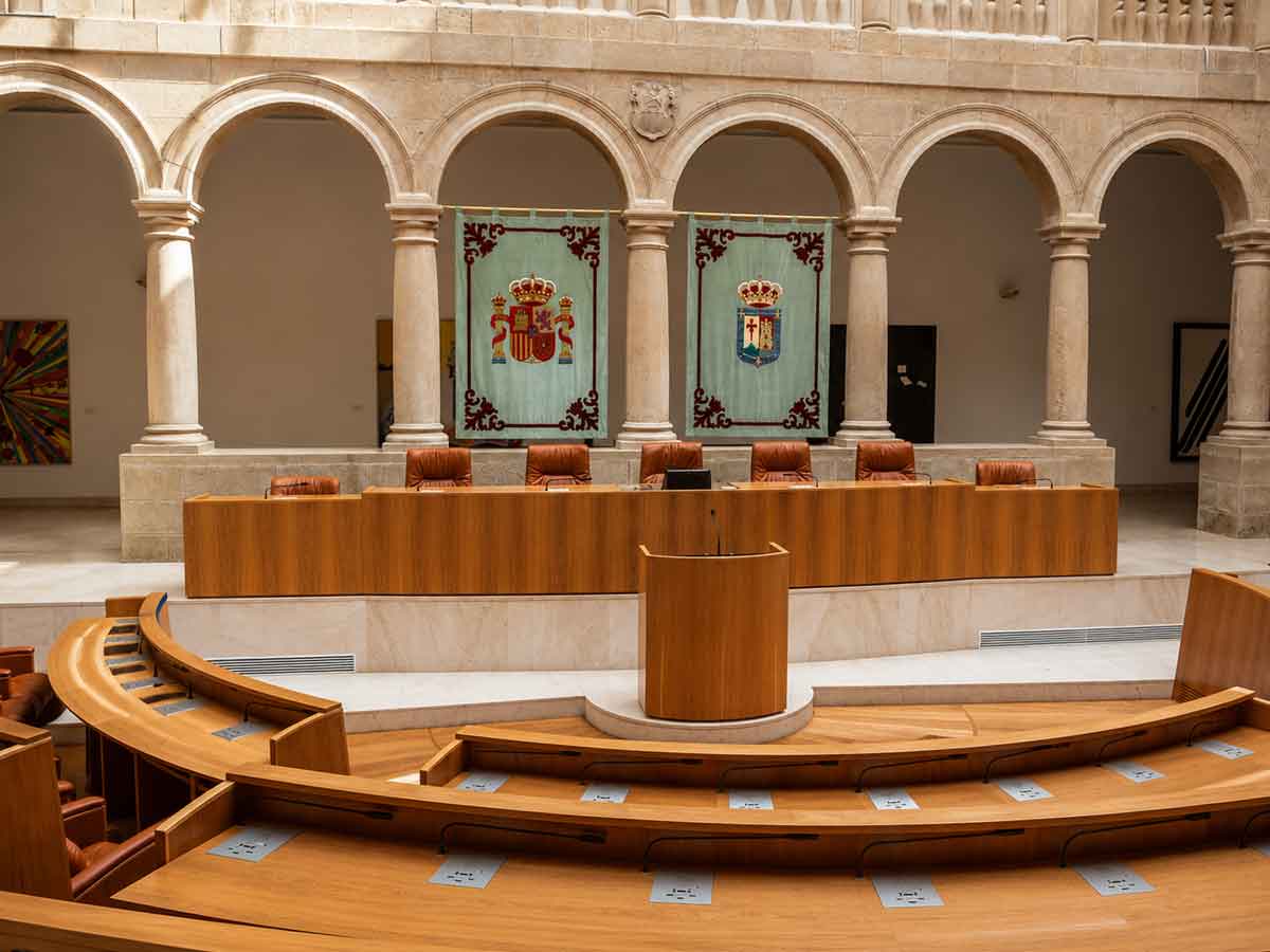 Por La Rioja exige desbloquear la reforma del Estatuto siete años después de su aprobación unánime en San Millán